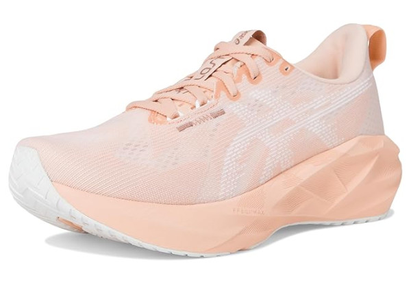 ASICS Novablast 5