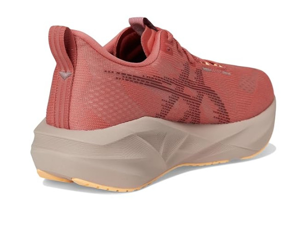 ASICS Novablast 5 ASICS Novablast 5