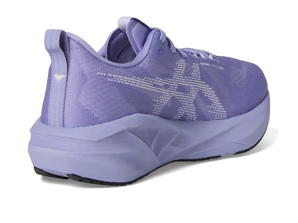 ASICS Novablast 5