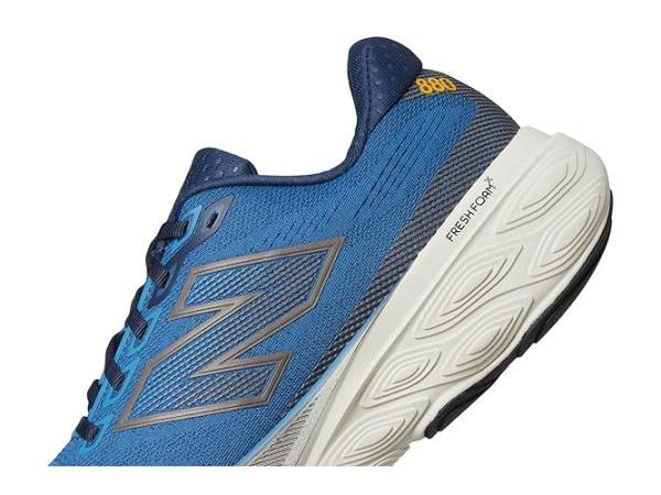 New Balance Fresh Foam X 880 v15