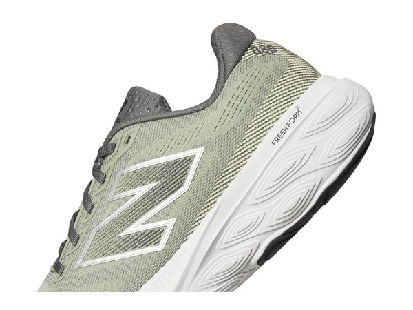 New Balance Fresh Foam X 880 v15