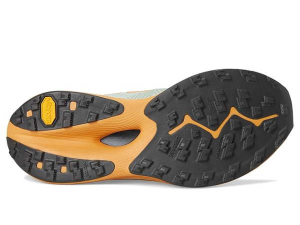 New Balance FuelCell SuperComp Trail v1 New Balance FuelCell SuperComp Trail v1