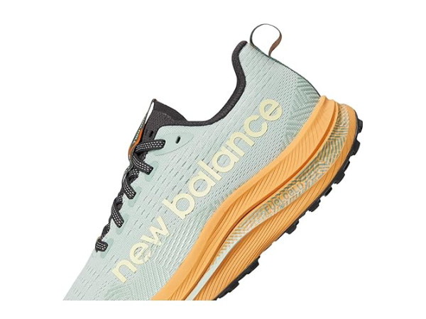 New Balance FuelCell SuperComp Trail v1 New Balance FuelCell SuperComp Trail v1