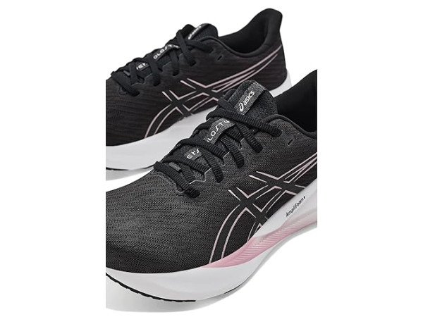 ASICS Versablast 4 ASICS Versablast 4