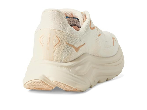Hoka Clifton 10
