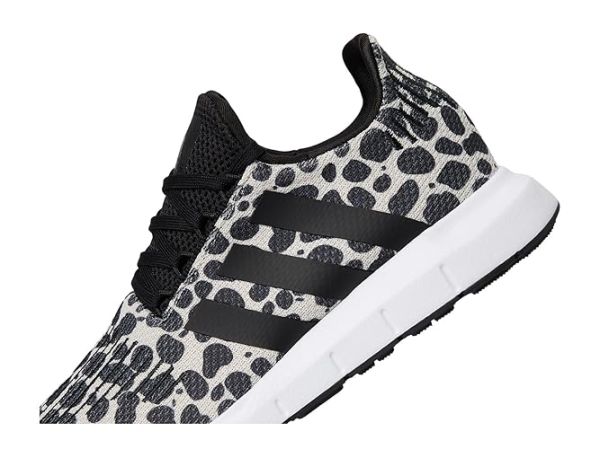 adidas Swift Run 1.0 adidas Swift Run 1.0