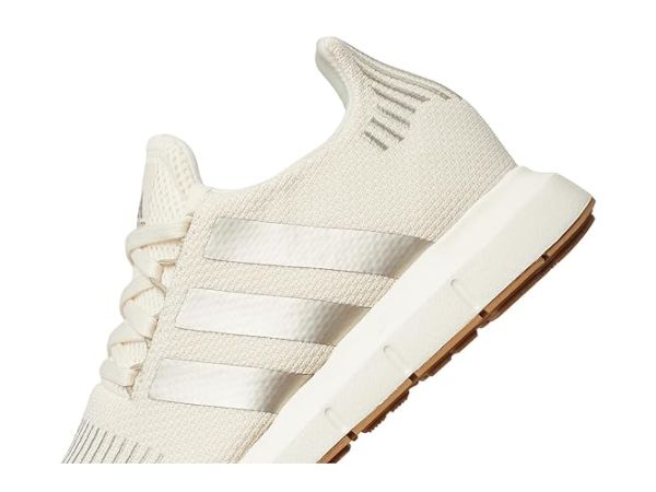 adidas Swift Run 1.0 adidas Swift Run 1.0