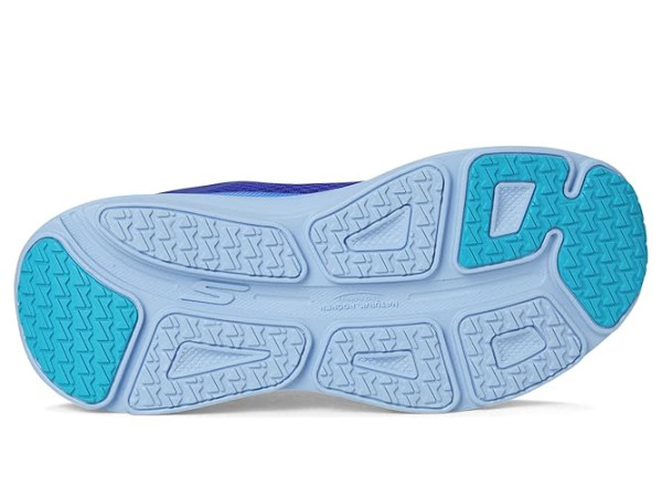 SKECHERS Max Cushioning Endeavour