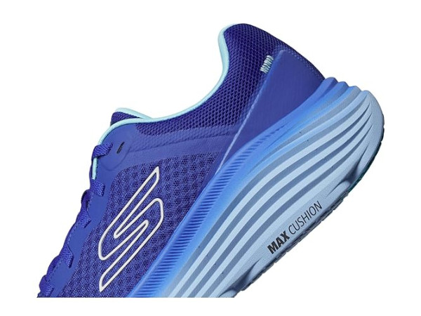 SKECHERS Max Cushioning Endeavour
