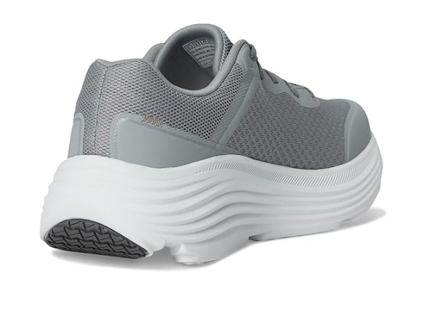 SKECHERS Max Cushioning Endeavour