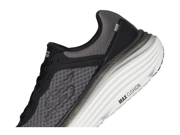 SKECHERS Max Cushioning Endeavour