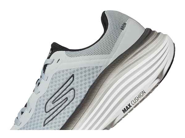 SKECHERS Max Cushioning Endeavour