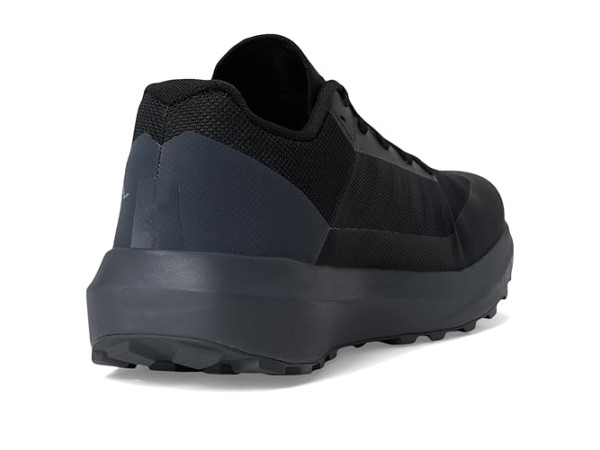Arc'teryx Norvan LD 4