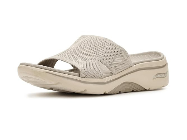 SKECHERS GO WALK Arch Fit 2.0 Sandal - Dakota
