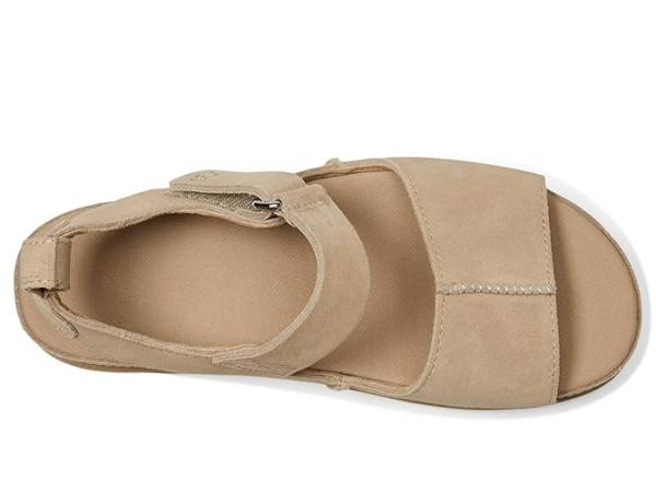 UGG Goldenstar Hi
