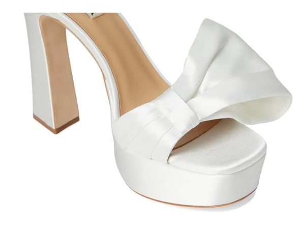 Badgley Mischka Alora Badgley Mischka Alora