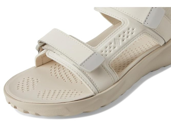 Columbia Peakfreak Roam Sandals