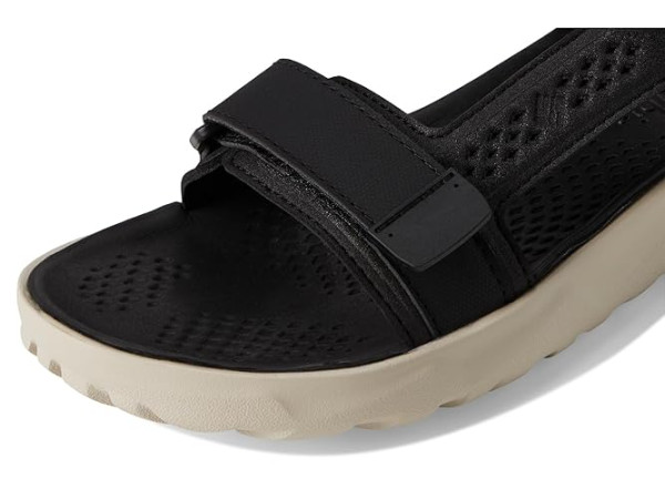 Columbia Peakfreak Roam Sandals