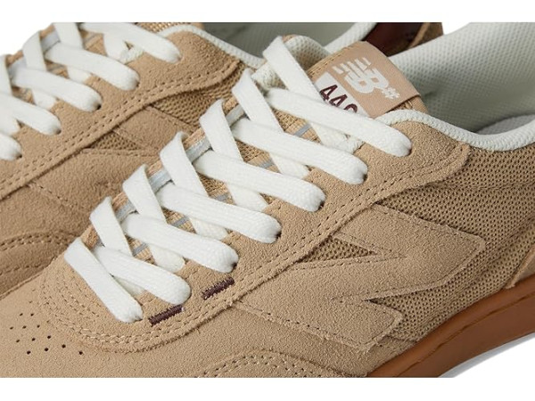 New Balance Numeric 440 v2