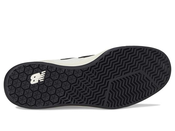 New Balance Numeric 440 v2