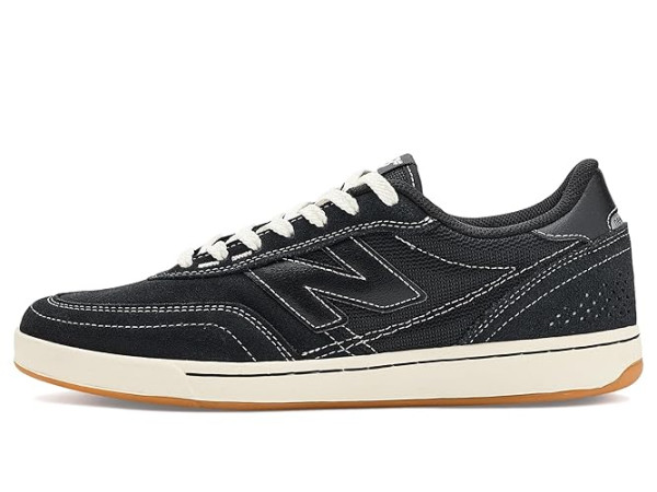 New Balance Numeric 440 v2