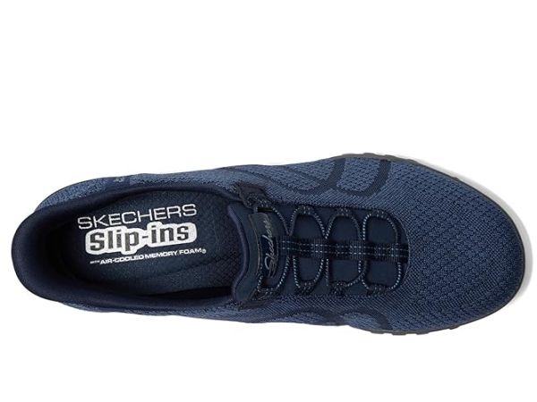 SKECHERS Breathe Easy - Knitty Waves Hands Free Slip-Ins