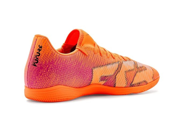PUMA Future 8 Play Indoor Trainer Soccer Cleats