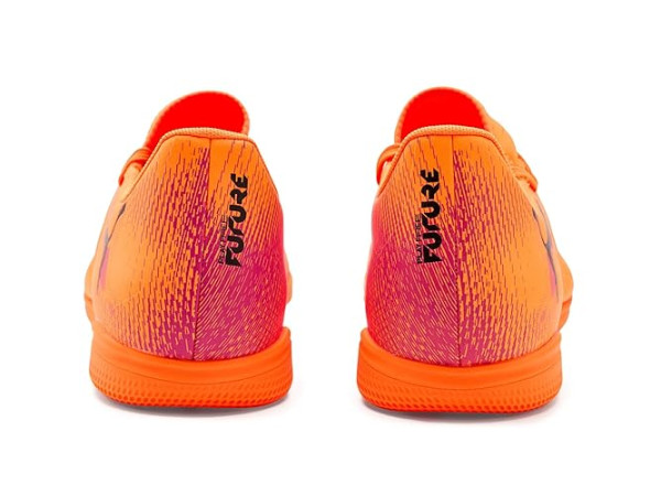 PUMA Future 8 Play Indoor Trainer Soccer Cleats