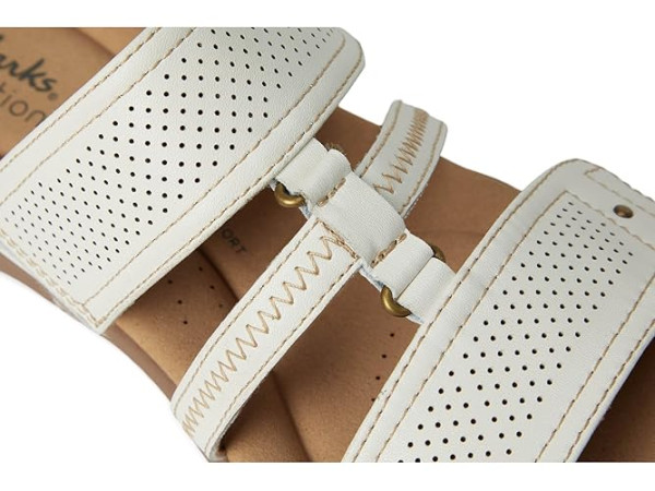 Clarks Elizabelle Ave
