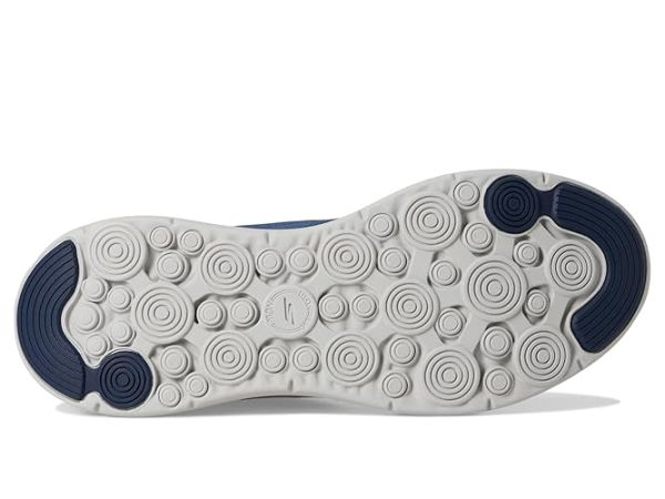 SKECHERS Performance Hands Free Slip-ins Go Walk Now - Payton Sneaker