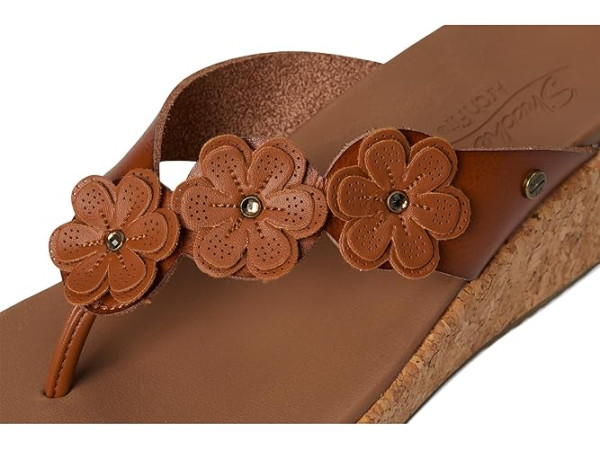 SKECHERS Arch Fit Beverlee - Rare Blossom SKECHERS Arch Fit Beverlee - Rare Blossom
