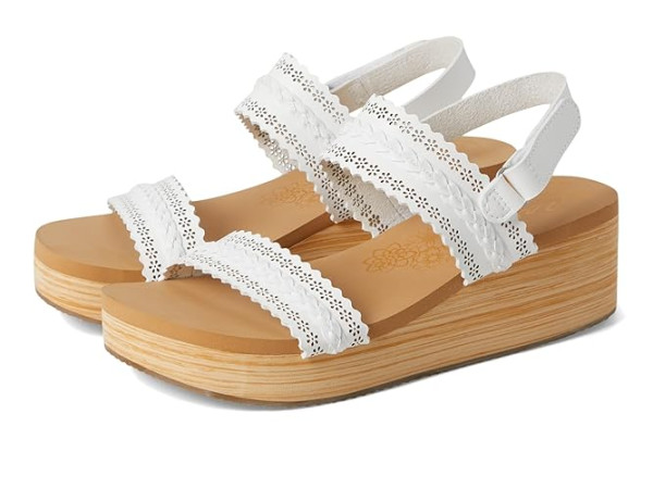 SKECHERS Summers - Coastal Stroll