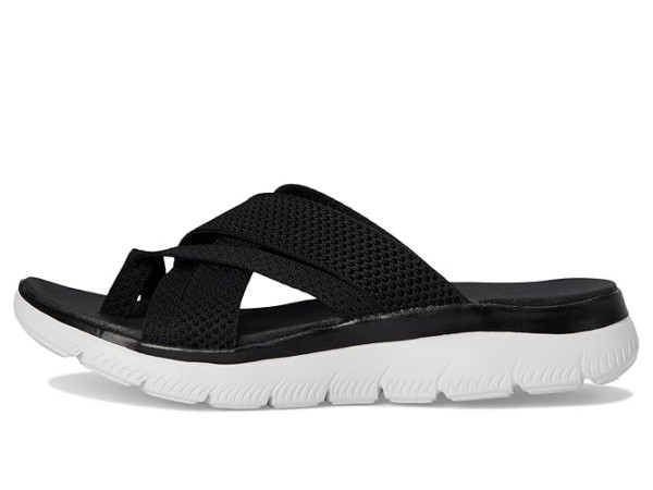 SKECHERS Summits - Fantasy Walk