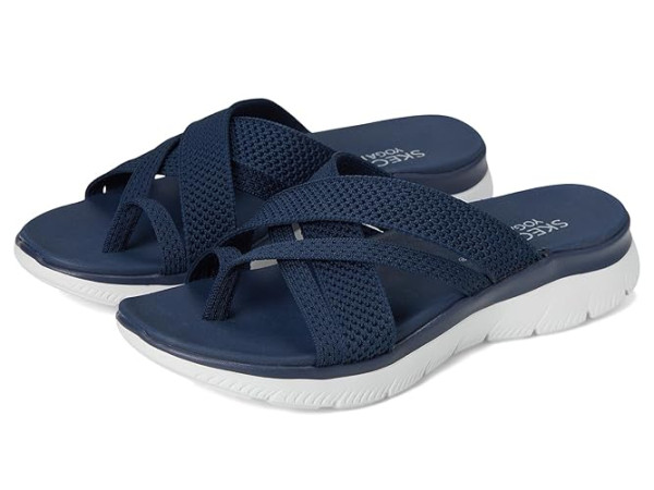 SKECHERS Summits - Fantasy Walk