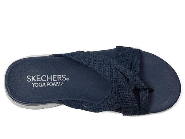 SKECHERS Summits - Fantasy Walk