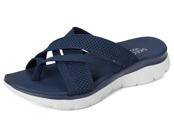 SKECHERS Summits - Fantasy Walk