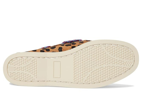 Steve Madden Sail