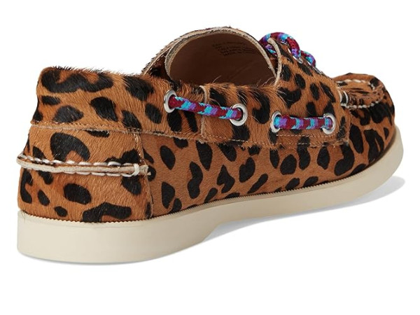 Steve Madden Sail