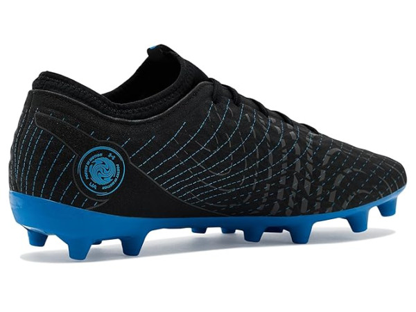 Under Armour Magnetico Select 5 Soccer Cleats