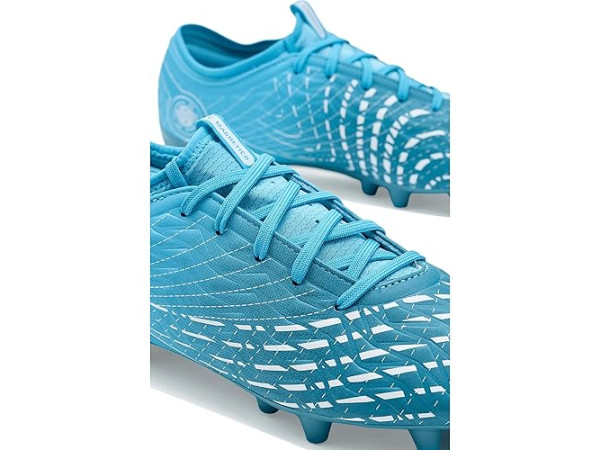 Under Armour Magnetico Select 5 Soccer Cleats