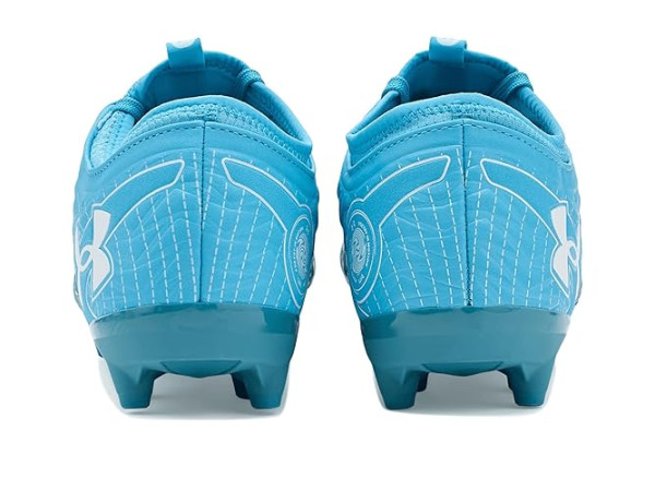 Under Armour Magnetico Select 5 Soccer Cleats