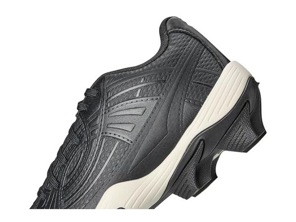 Under Armour Glyde Sola RM Softball Cleats Under Armour Glyde Sola RM Softball Cleats