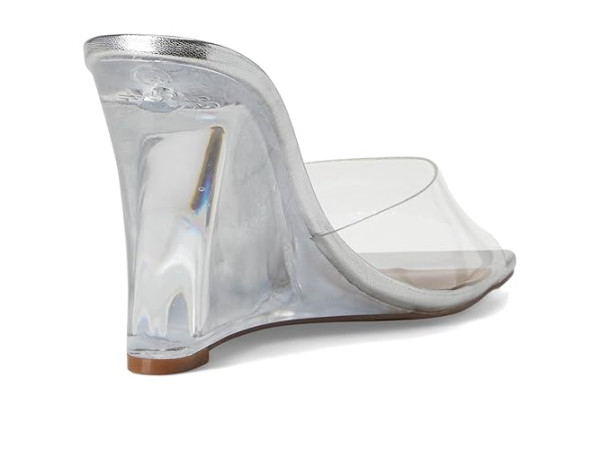 Steve Madden Reveal