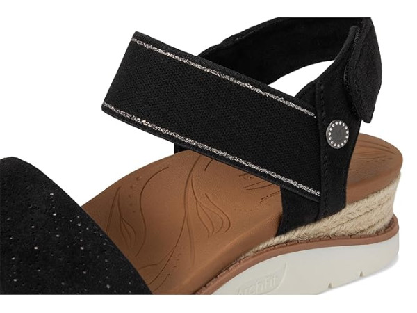 BOBS from SKECHERS Martha Stewart Arch Fit Beach Kiss-Beyond Chic BOBS from SKECHERS Martha Stewart Arch Fit Beach Kiss-Beyond Chic