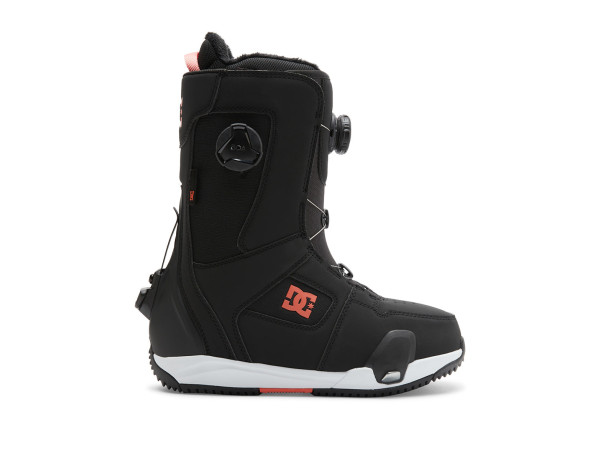 DC Phase BOA® Pro Step On® Snowboard DC Phase BOA® Pro Step On® Snowboard