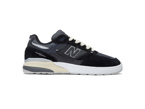 New Balance Andrew Reynolds 933